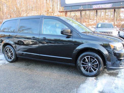 Used 2018 Dodge Grand Caravan GT image 5