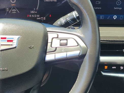 Used 2025 Cadillac XT4 Premium Luxury AWD/4WD image 34