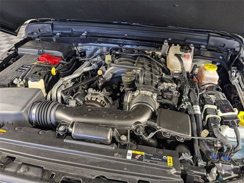 Certified 2024 Jeep Wrangler Sport S image 31