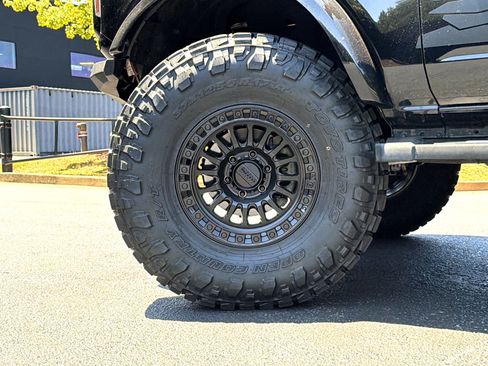 Used 2022 Ford Bronco Outer Banks AWD/4WD image 11