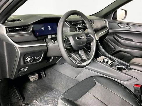 New 2026 Jeep Grand Cherokee Laredo X AWD/4WD image 8