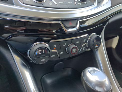 Used 2017 Chevrolet SS image 27