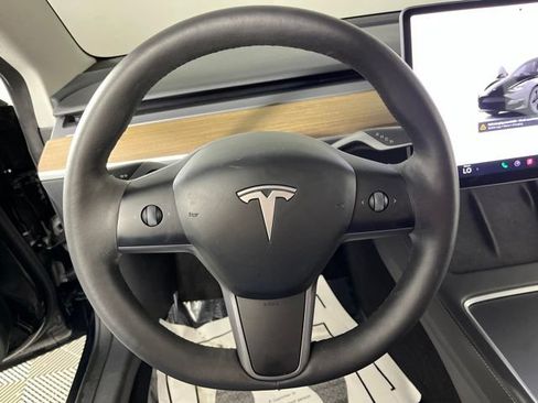 Used 2023 Tesla Model 3 Standard Range RWD image 21