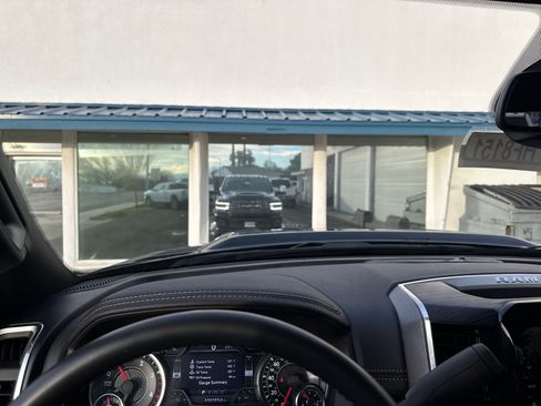 Used 2023 RAM 3500 Laramie image 13