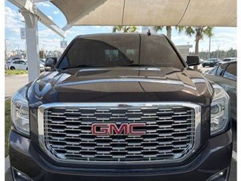 Used 2018 GMC Yukon Denali w/ Denali Ultimate Package image 1