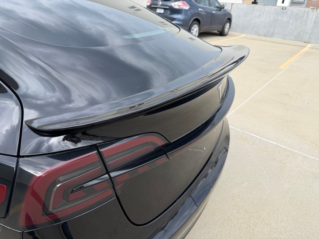 Used 2018 Tesla Model 3 AWD/4WD image 7