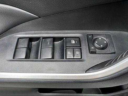 Used 2024 Toyota RAV4 LE AWD/4WD image 16