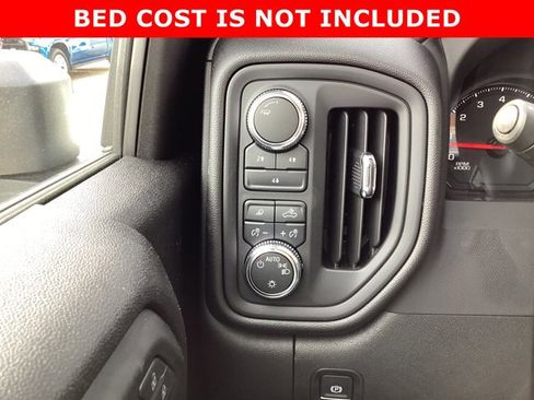 New 2025 GMC Sierra 2500 Pro w/ Convenience Package image 21