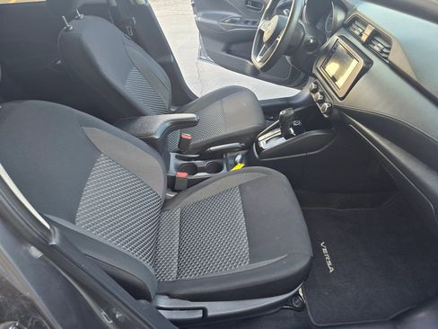 Used 2020 Nissan Versa S image 18