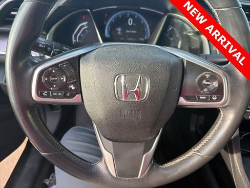 Used 2017 Honda Civic Touring image 10