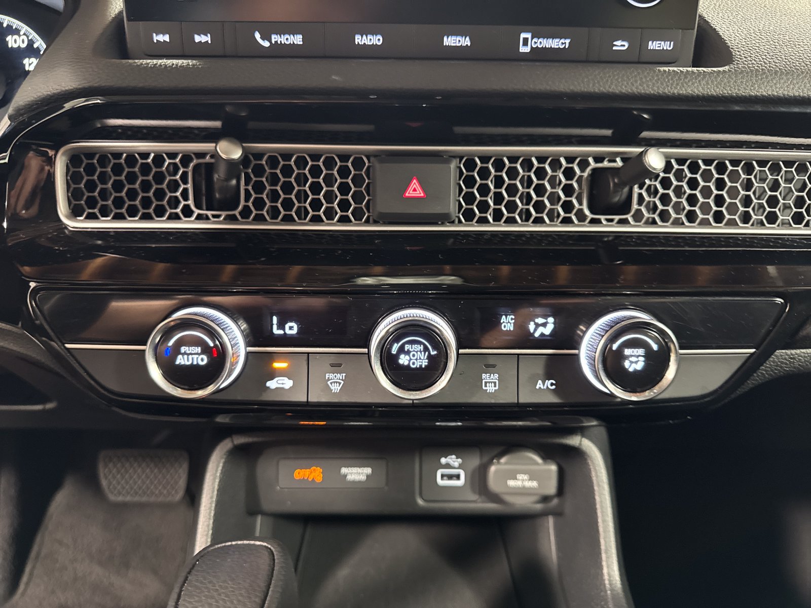 Used 2024 Honda Civic LX image 18
