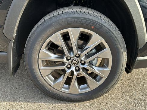 New 2025 Toyota RAV4 XLE Premium image 12