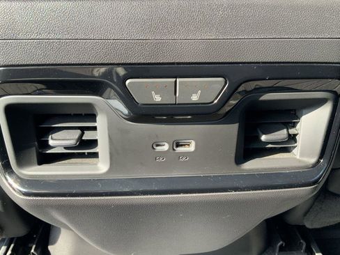 Used 2023 Chevrolet Silverado 1500 ZR2 w/ Technology Package image 59