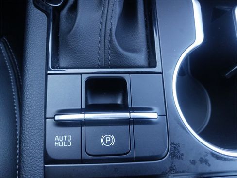 Used 2024 Kia K5 GT-Line w/ GT-Line Premium Package image 25