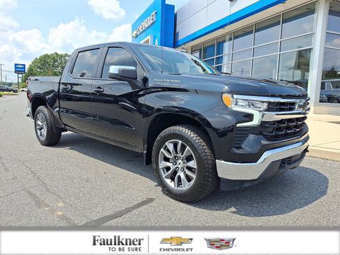 Certified 2024 Chevrolet Silverado 1500 LT AWD/4WD image 1