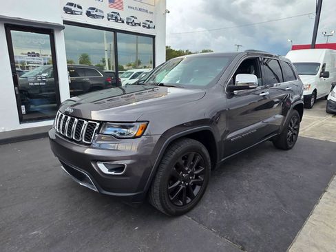 Used 2019 Jeep Grand Cherokee Limited w/ Luxury Group II image 7