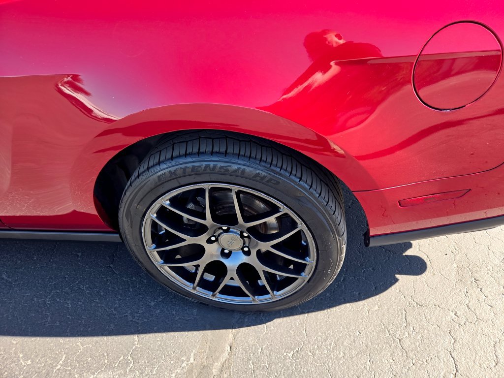 Used 2010 Ford Mustang GT RWD image 12