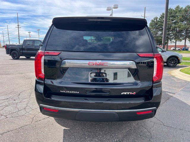 Used 2023 GMC Yukon AT4 w/ AT4 Premium Package AWD/4WD image 6