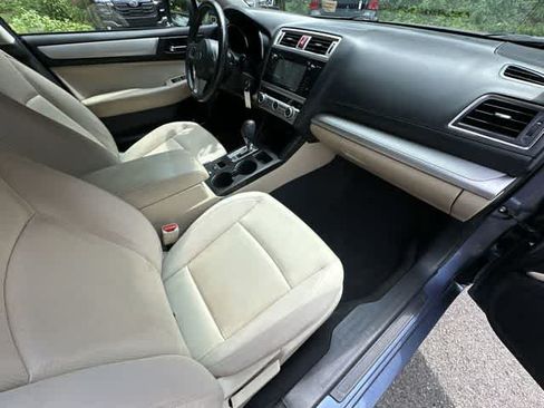 Used 2016 Subaru Legacy 2.5i Premium AWD/4WD image 18
