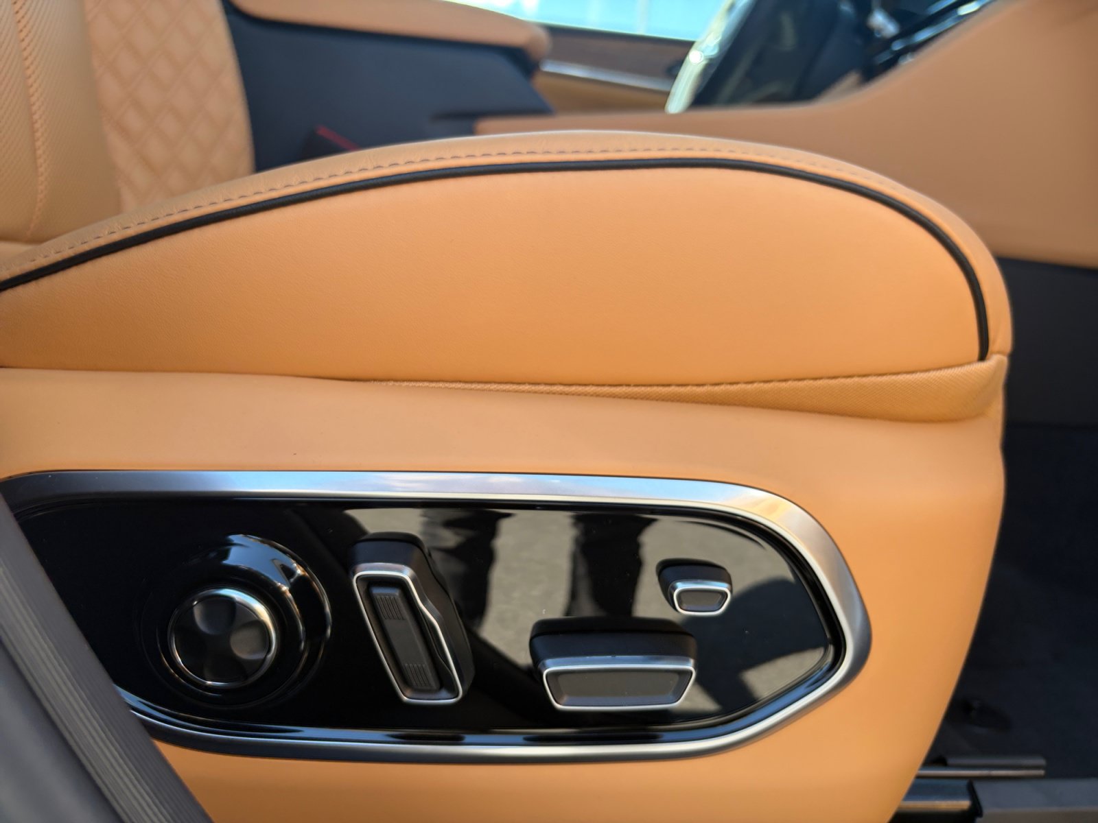 New 2026 Jeep Grand Cherokee Summit AWD/4WD image 27