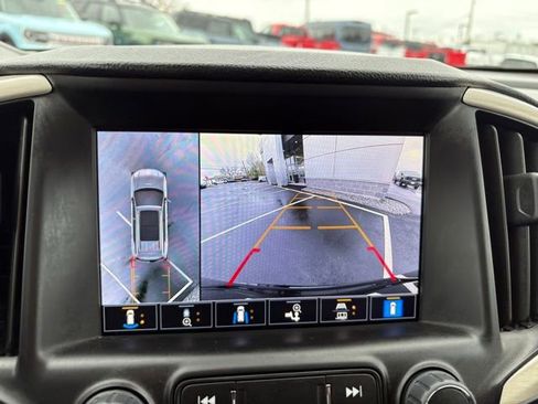 Used 2024 GMC Terrain Denali w/ Denali Premium Package AWD/4WD image 22