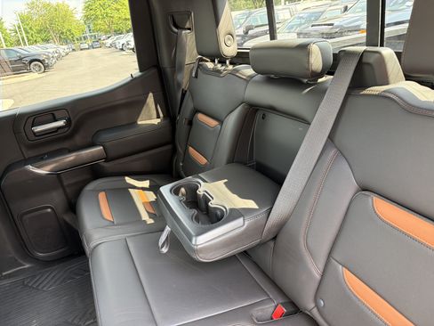 Used 2020 GMC Sierra 1500 AT4 w/ AT4 Premium Package AWD/4WD image 33