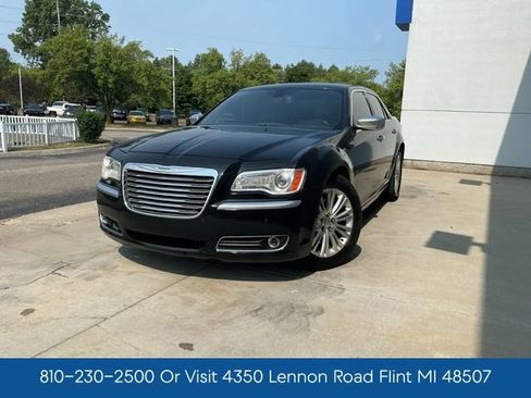 Used 2013 Chrysler 300 C w/ Harman Kardon Audio Group AWD/4WD image 7