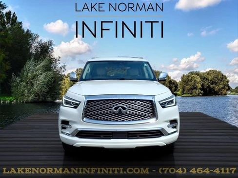 Used 2019 INFINITI QX80 Luxe w/ 22" Wheel Package RWD image 3