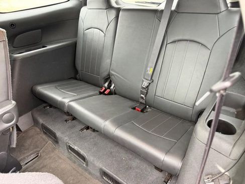 Used 2017 Buick Enclave Leather image 7