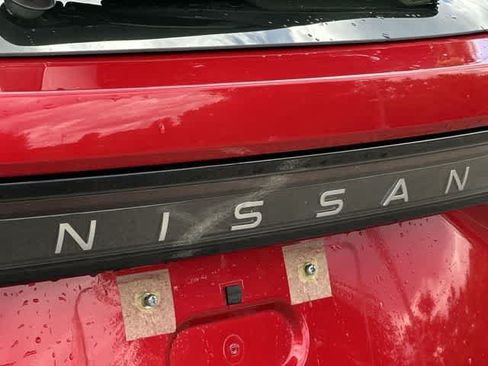 Used 2023 Nissan Ariya AWD/4WD image 19