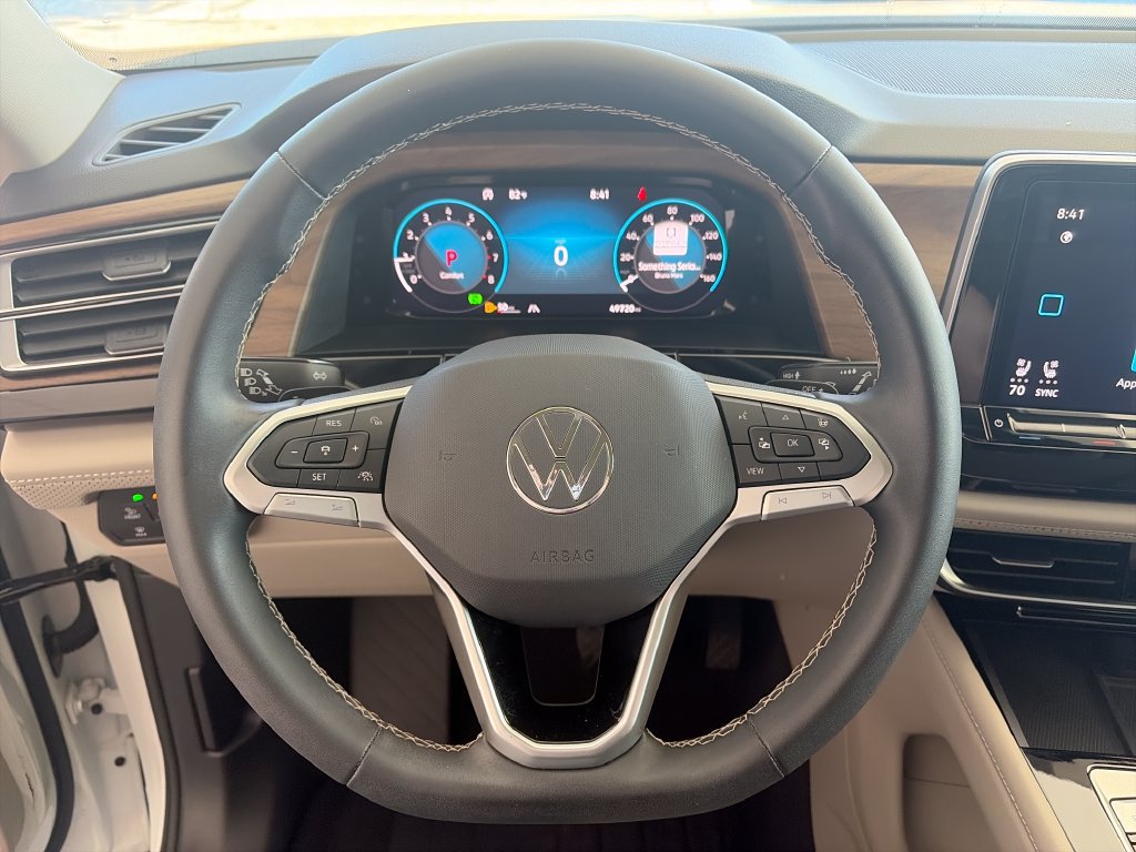 Certified 2024 Volkswagen Atlas SE w/ Panoramic Sunroof Package FWD image 15