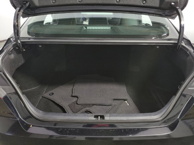 Used 2025 Toyota Camry SE w/ Convenience Package FWD image 26