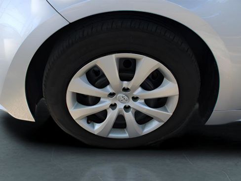 Used 2025 Toyota Corolla LE FWD image 32