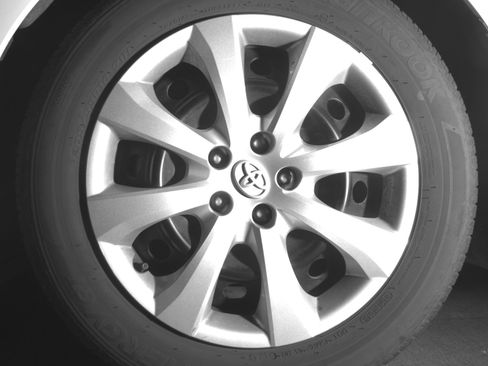 Used 2025 Toyota Corolla LE FWD image 12