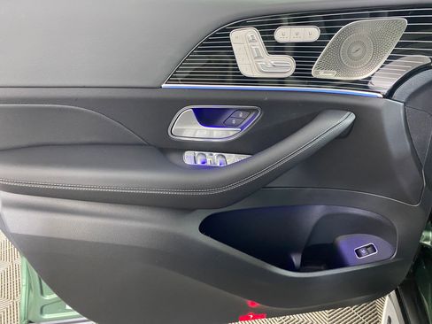 New 2026 Mercedes-Benz GLS 450 4MATIC image 12