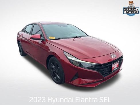 Used 2023 Hyundai Elantra SEL w/ Cargo Package FWD image 1