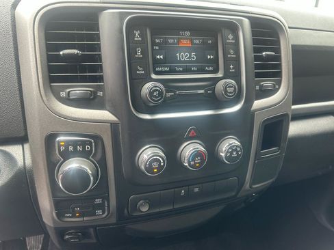 Used 2015 RAM 1500 Express AWD/4WD image 16