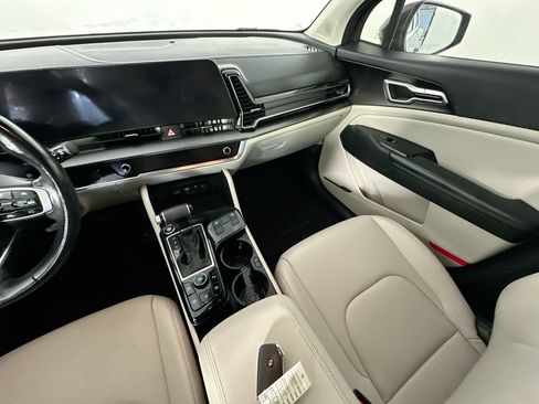 Used 2023 Kia Sportage EX FWD image 11