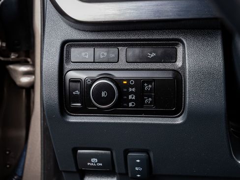 Used 2023 Ford F250 Lariat w/ Lariat Ultimate Package image 21