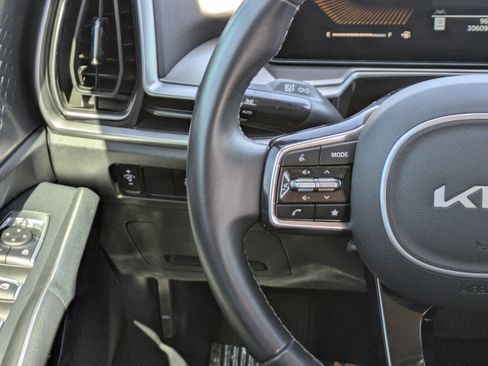 Certified 2024 Kia Sorento S w/ Panoramic Sunroof Package FWD image 23