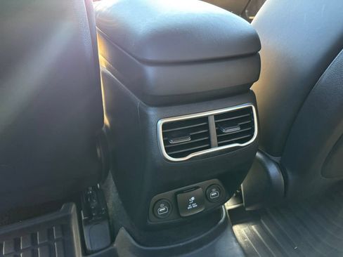Used 2022 Hyundai Santa Fe Calligraphy AWD/4WD image 25