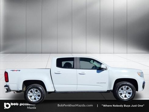 Used 2021 Chevrolet Colorado LT AWD/4WD image 24