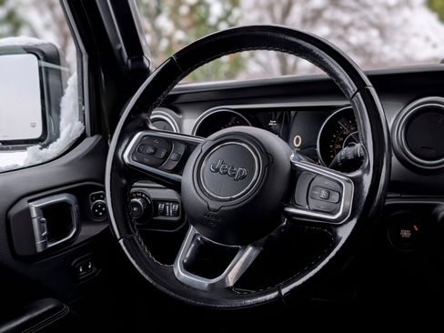 Used 2021 Jeep Wrangler Unlimited Sahara image 14