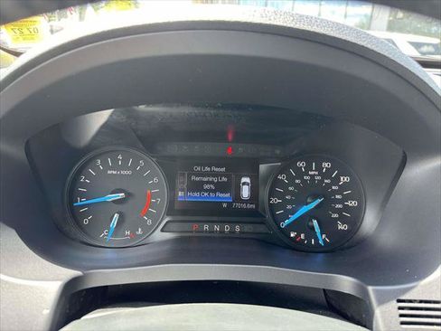 Used 2019 Ford Explorer XLT AWD/4WD image 29