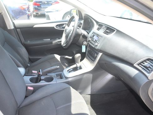 Used 2015 Nissan Sentra SV FWD image 14