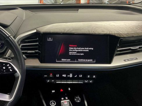 Certified 2023 Audi Q4 e-tron Prestige w/ Black Optic Package image 9