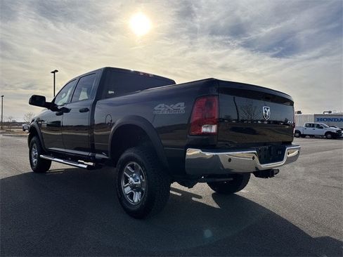 Used 2018 RAM 2500 Tradesman w/ Chrome Appearance Group image 3