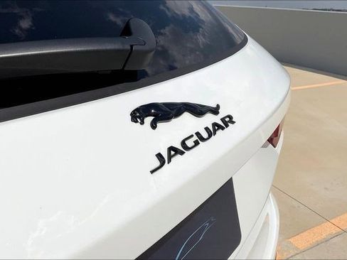 Used 2025 Jaguar F-PACE R-Dynamic S image 8