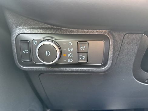 Used 2025 Ford Explorer ST-Line w/ ST-Line Street Pack AWD/4WD image 14