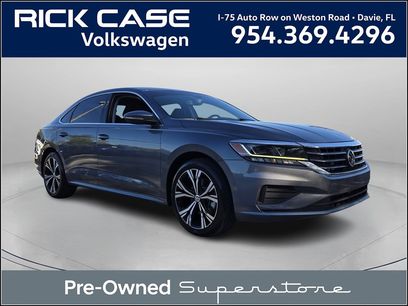 Used 2022 Volkswagen Passat 2.0T SE